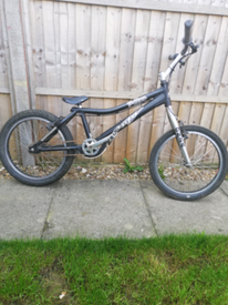 16in pedal pals street rider boys bike